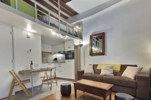 Le Saint Claude — 4-Star Luxury Hotel in Paris, France