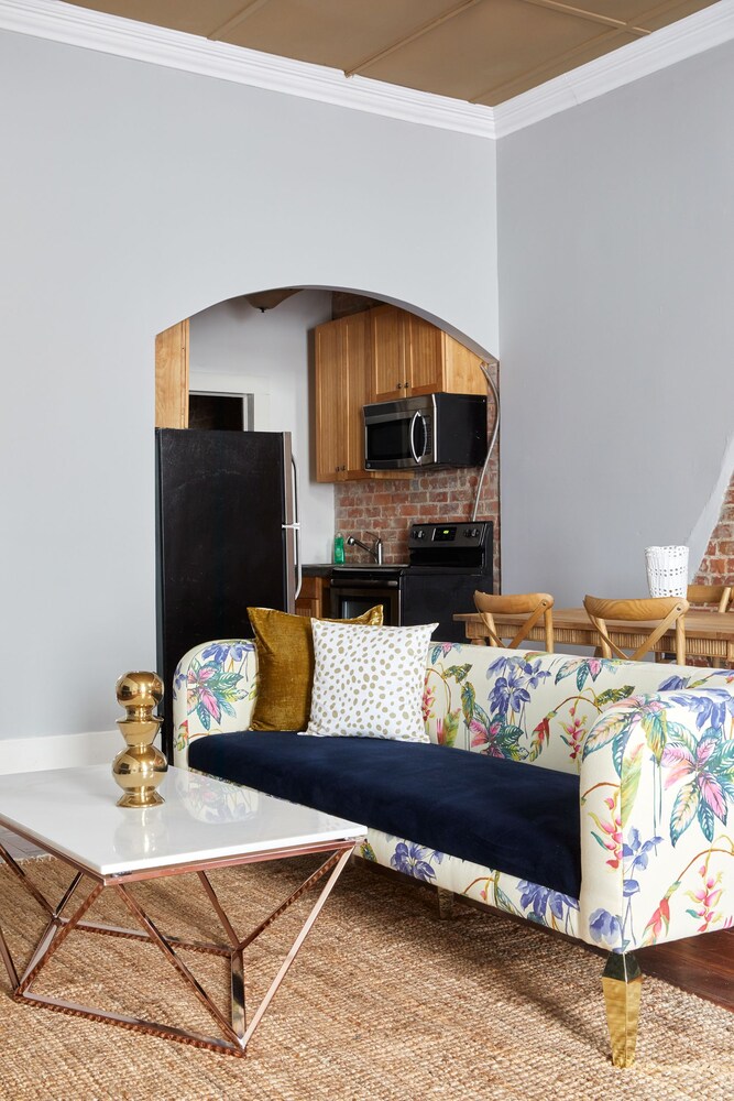 Charming Central Business District Studios by Sonder - photo 18