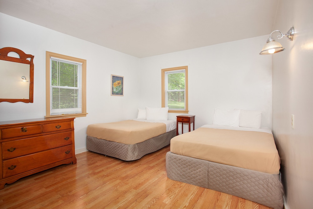 Birchcliff Resort - photo 28