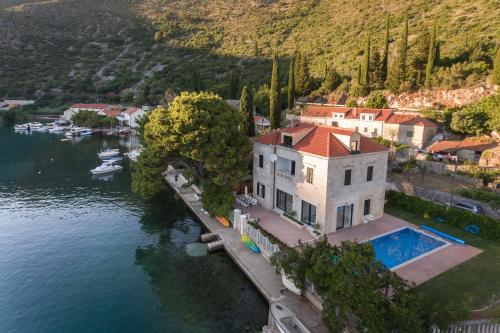 Villa Dubravka heated outdoor pool and indoor jacuzzi