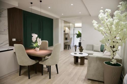 La Grand New Bazaar — 4-Star Luxury Hotel in Tirana, Albania