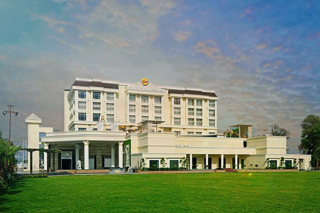 Clarion Inn Indore — Sanwer — photo 3