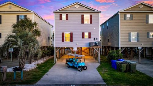 Sea Breeze Getaway 2nd Row in Surfside — 4-Star Luxury Hotel in Myrtle Beach, United States