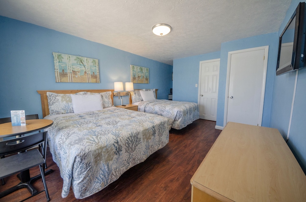 Surf Comber Motel - photo 7