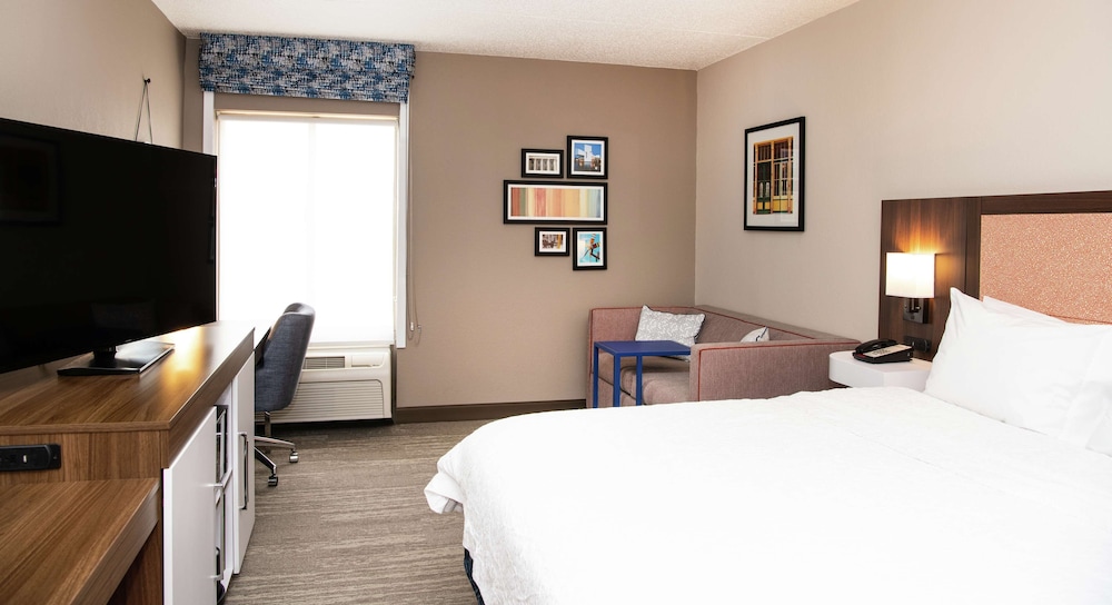 Hampton Inn Cleveland Solon - photo 24