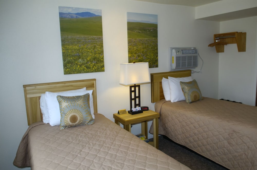 Trout Montana Motel - photo 6