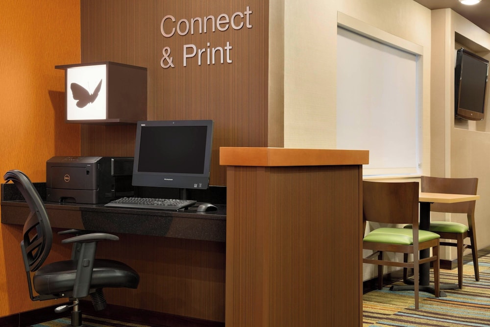 Fairfield Inn & Suites Bismarck North - photo 24