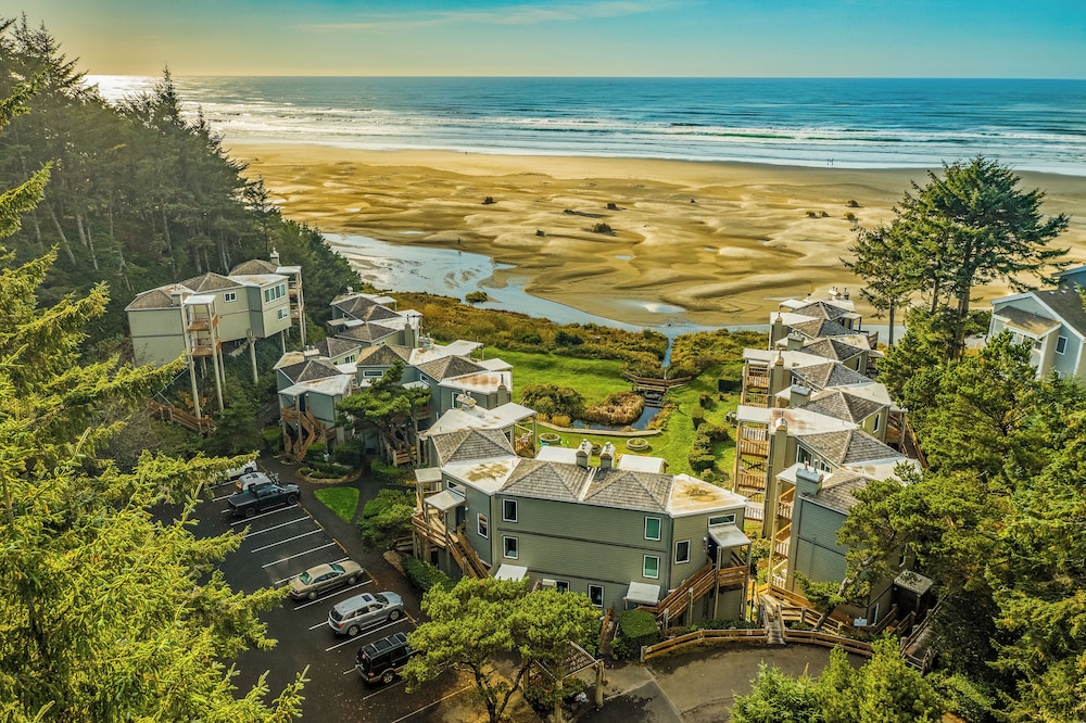 Little Creek Cove Beachfront Resort - photo 100