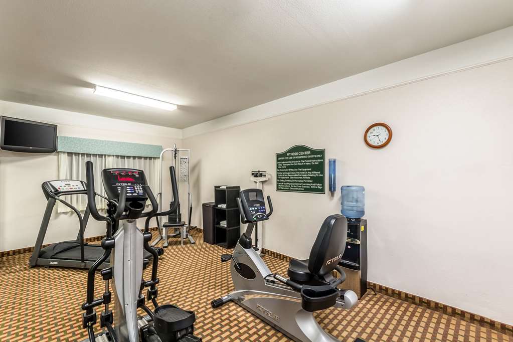 Quality Inn & Suites SeaWorld North - photo 38