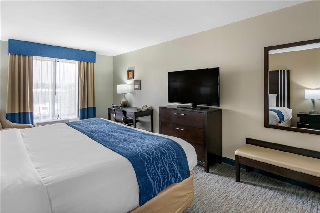 Comfort Inn Sullivan - photo 7