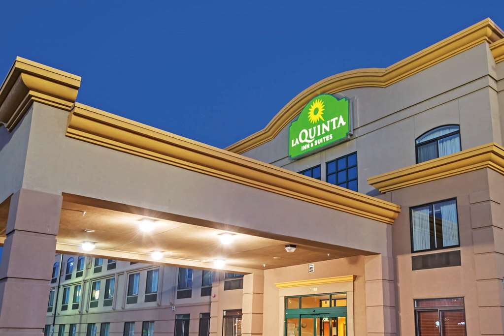 La Quinta Inn & Suites by Wyndham Kennewick - featured photo