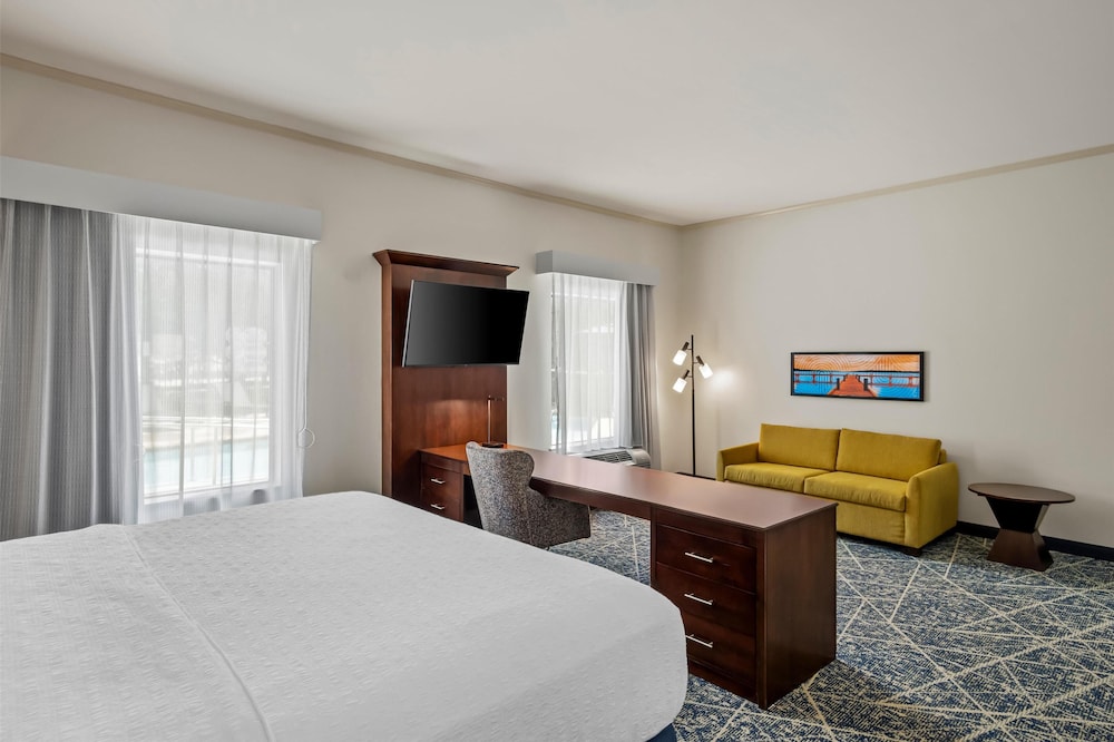 Hampton Inn & Suites Trophy Club Fort Worth North - photo 17