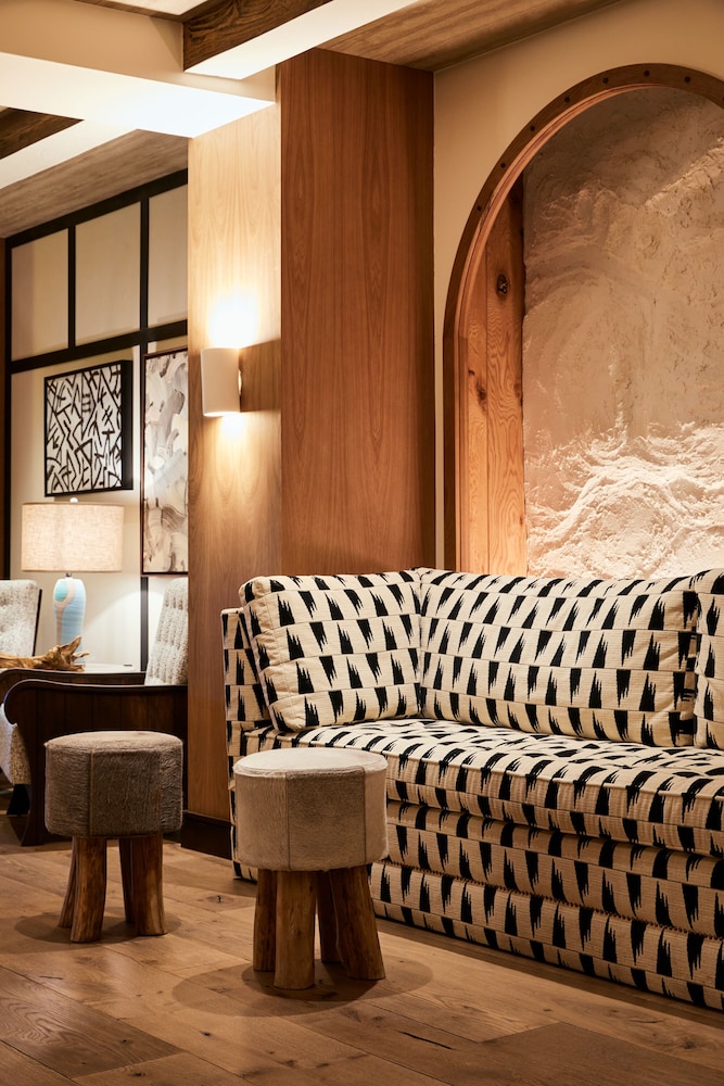Madeline Hotel & Residences Auberge Collection - photo 8