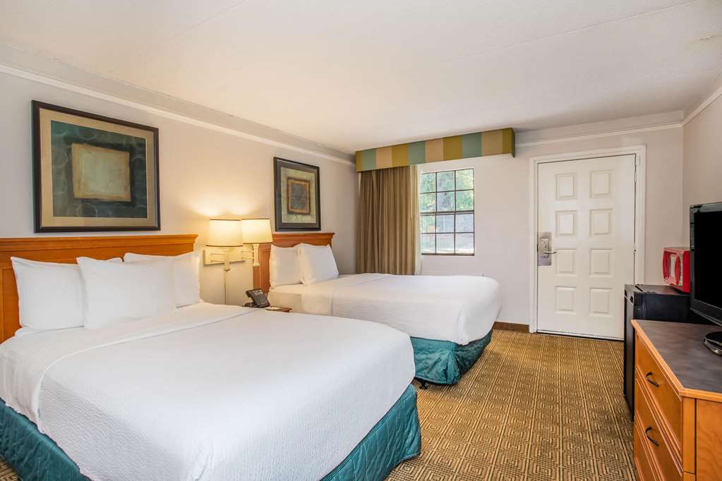 La Quinta Inn by Wyndham Tallahassee North - photo 37