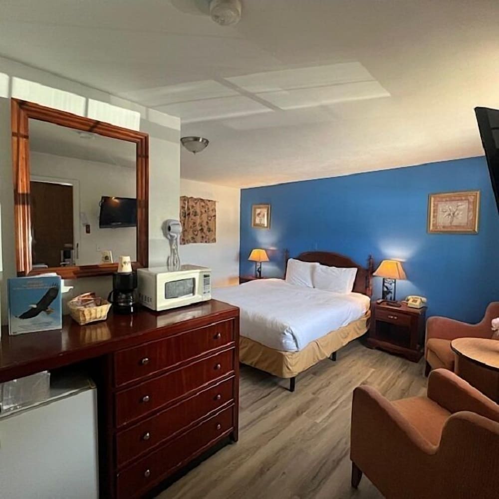 Saco River Motor Lodge & Suites - photo 3