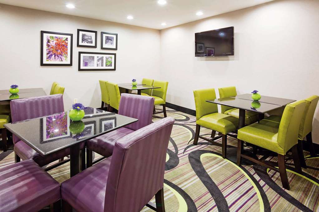 La Quinta Inn by Wyndham Oshkosh - photo 53