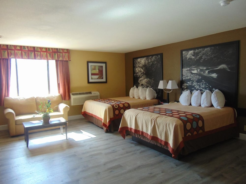 Super 8 by Wyndham Payson - photo 13