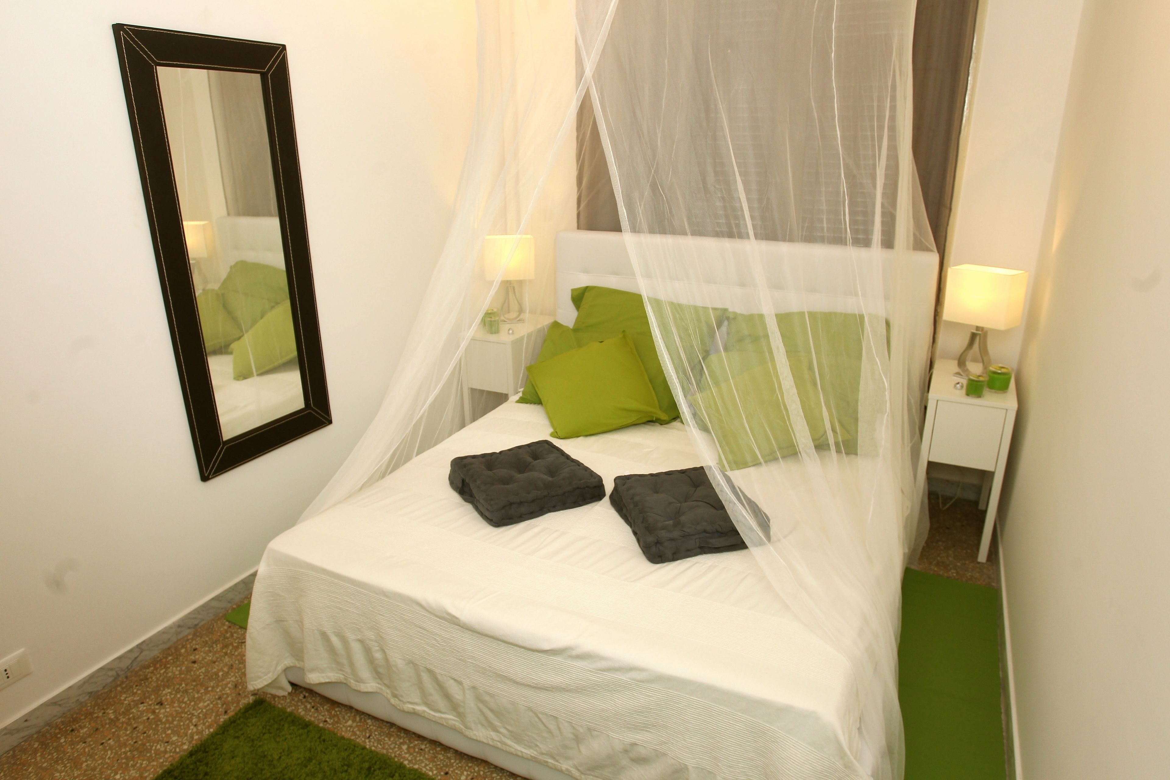 Apartment Via del Corso — 4-Star Luxury Hotel in Rome, Italy