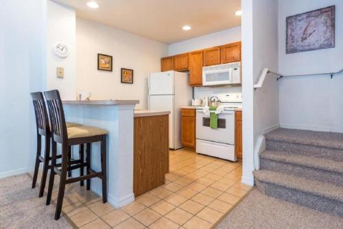 Townhouses Condos with fantastic resort facilities - photo 18