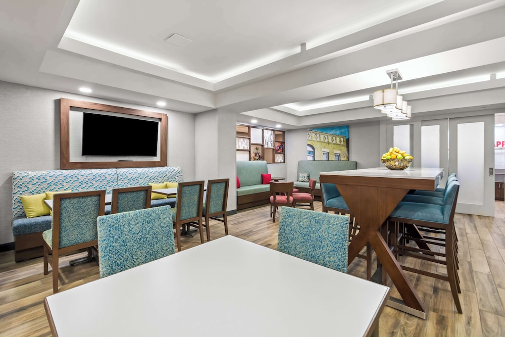 Hampton Inn Lexington Georgetown - photo 2