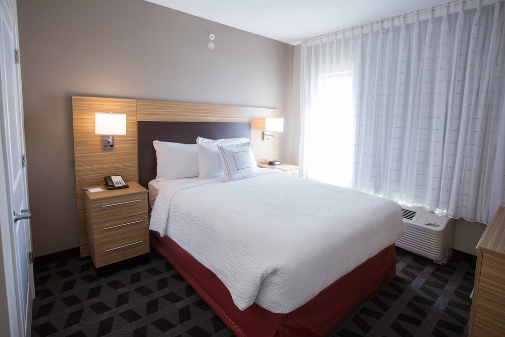 Towneplace Suites Southern Pines Aberdeen - photo 8