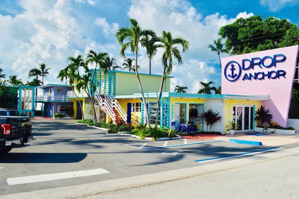Drop Anchor - carbon neutral hotel in Islamorada