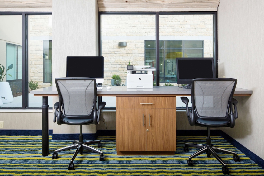 Hilton Garden Inn Longview - photo 71