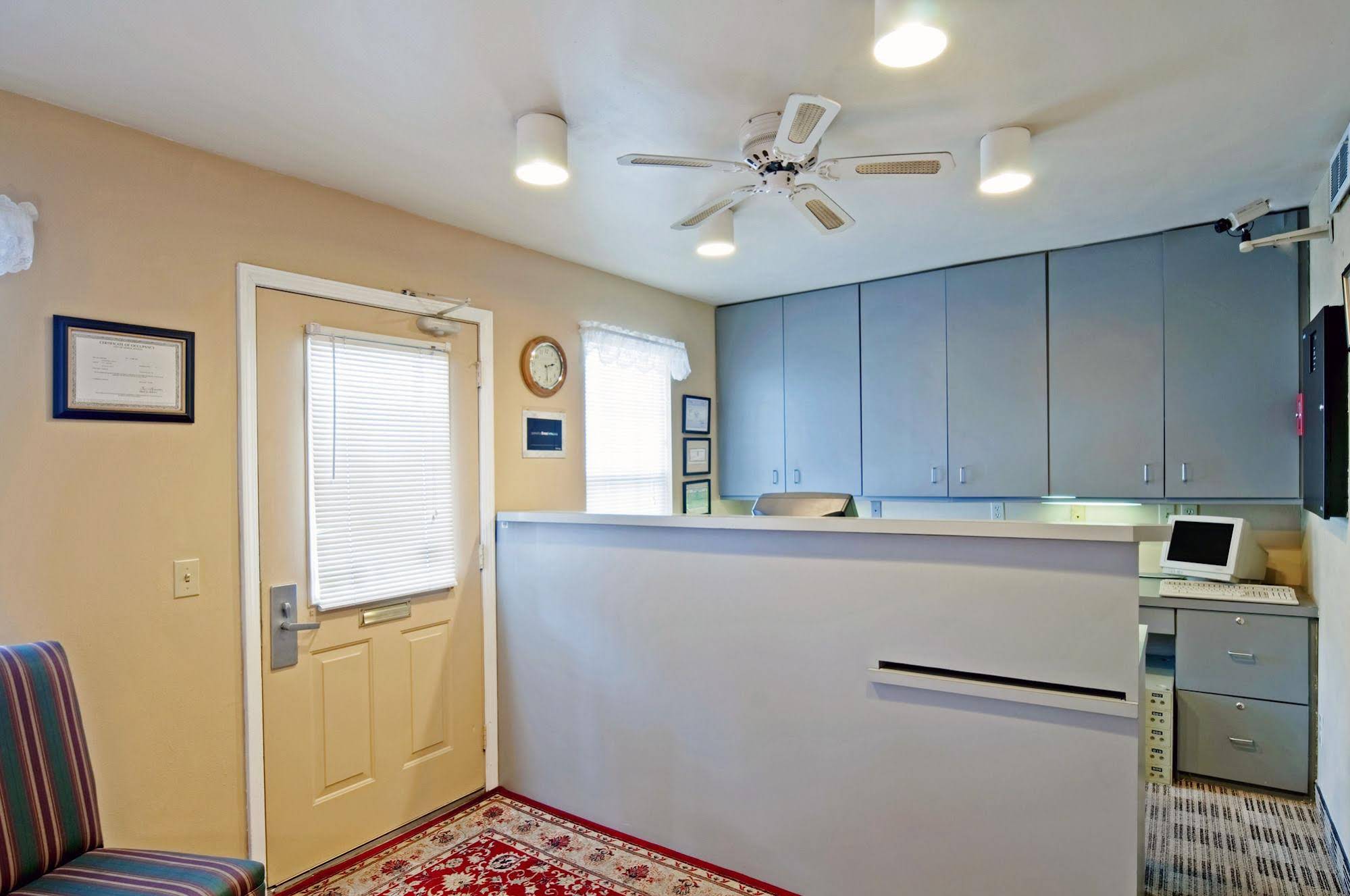 Extended Stay Lenexa Studios - photo 5