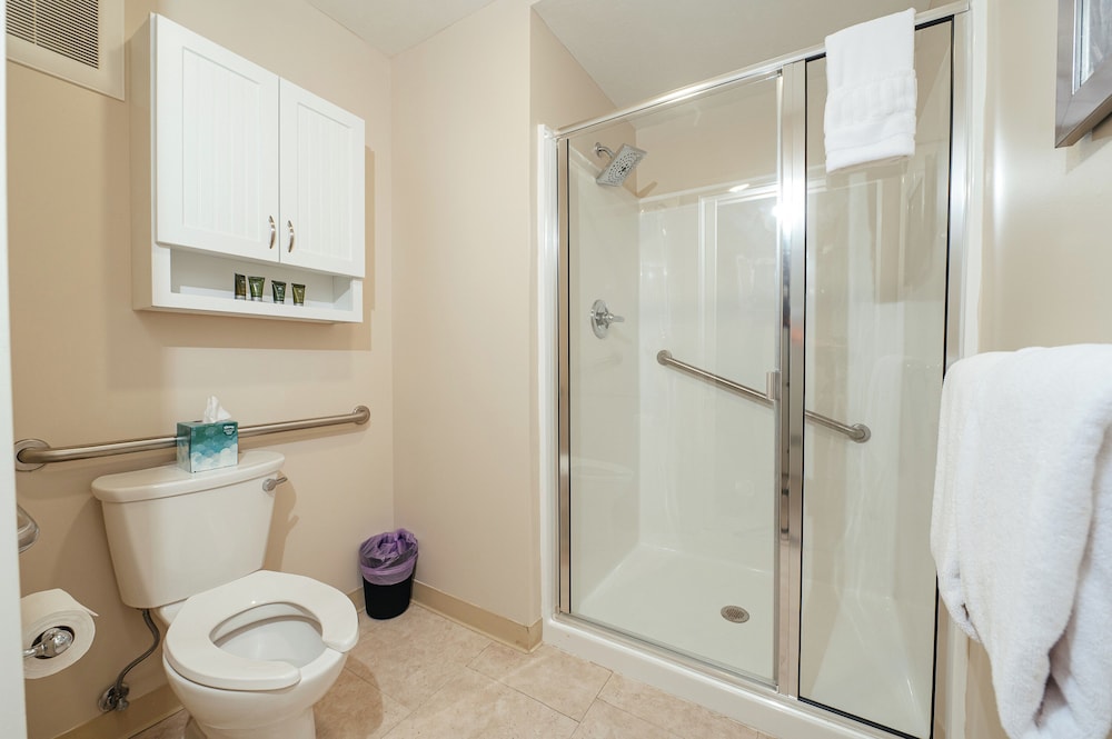 Kasa Gold Coast Inn Traverse City - photo 20