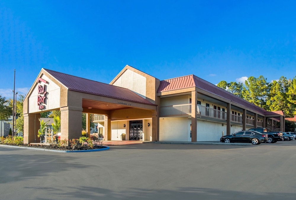 Red Roof Inn Tupelo - photo 50