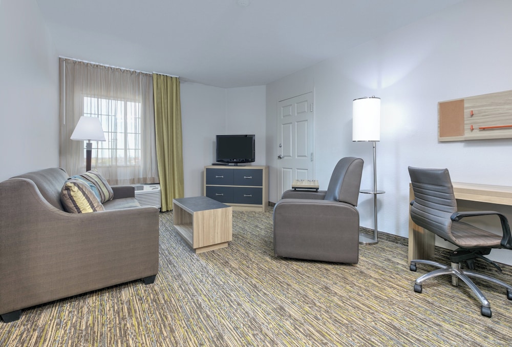 Candlewood Suites Fort Worth West by IHG - photo 30