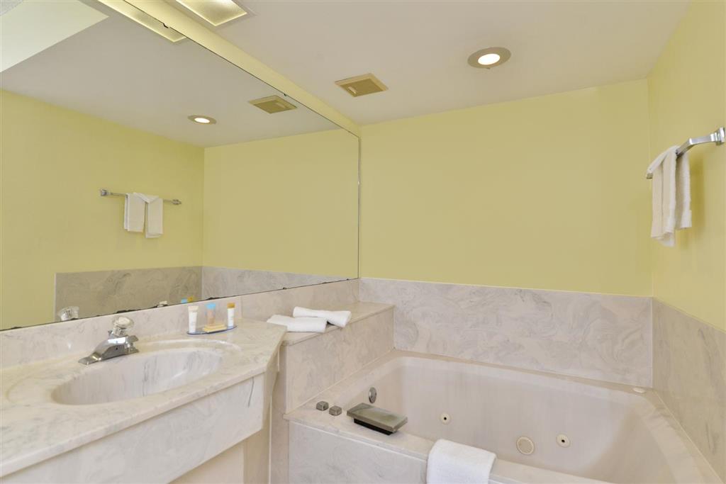 Americas Best Value Inn Satellite Beach Melbourne - photo 18
