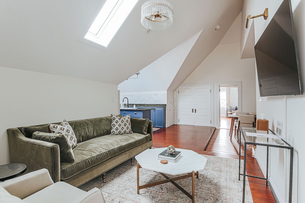 The Historic Berkeley Place - photo 111