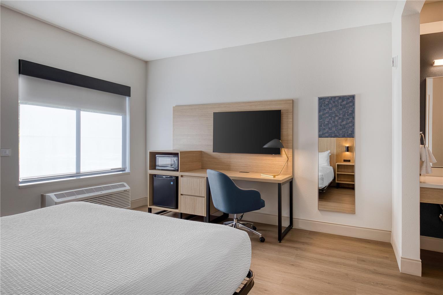 Best Western Byron Center - photo 19