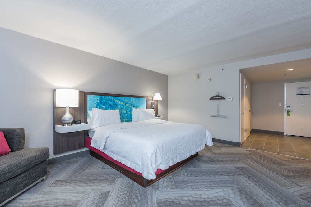 Hampton Inn Tampa Veterans Expwy - photo 4