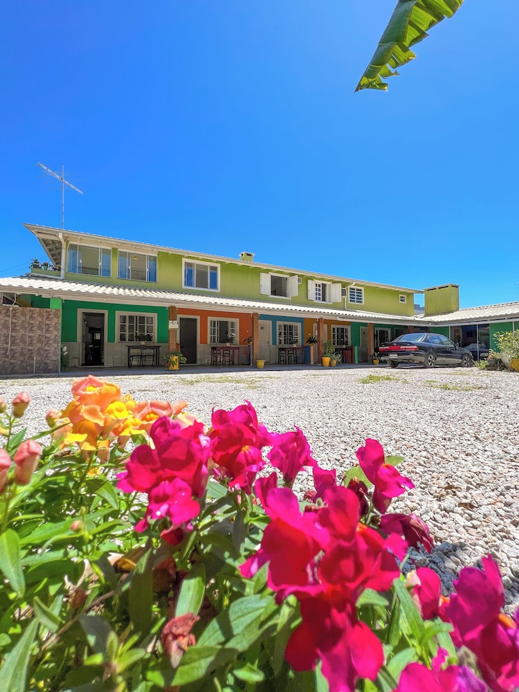 Flores de Bombinhas in Itapema, Brasil