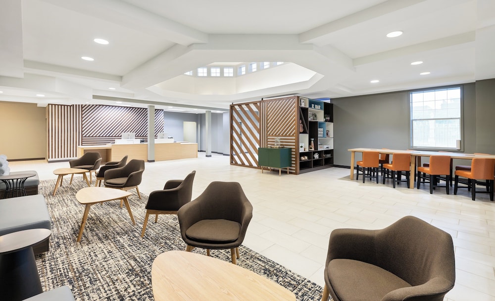 Holiday Inn Redding By Ihg — Redding