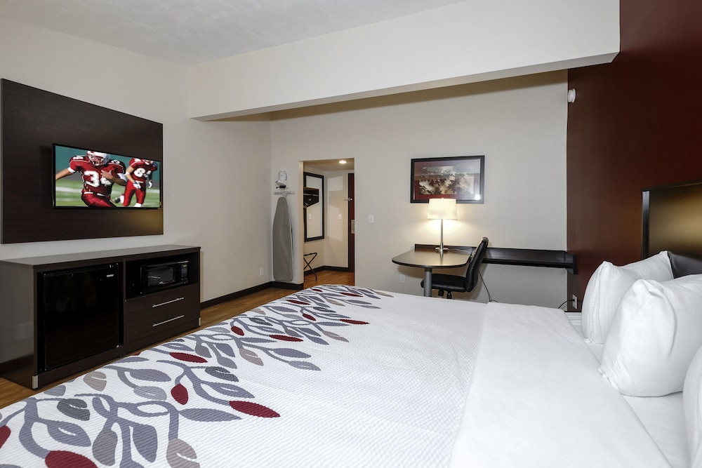 Red Roof Inn Vermillion U of South Dakota - photo 10