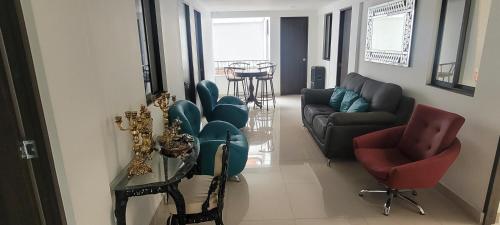 Funny Moments - last minute hotel in Medellin