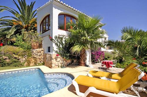 Villa Maria — 4-Star Luxury Hotel in Javea, Spain