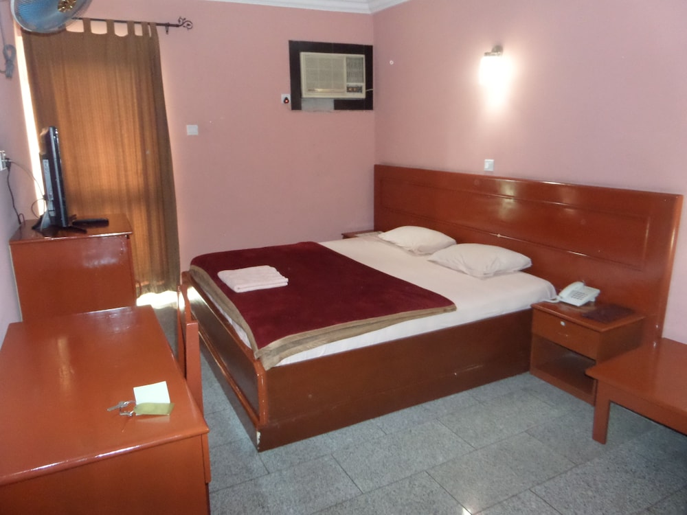 Hotel Newcastle in Lagos, Nigeria