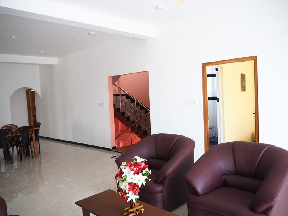Hotel Glee — Trincomalee — photo 3
