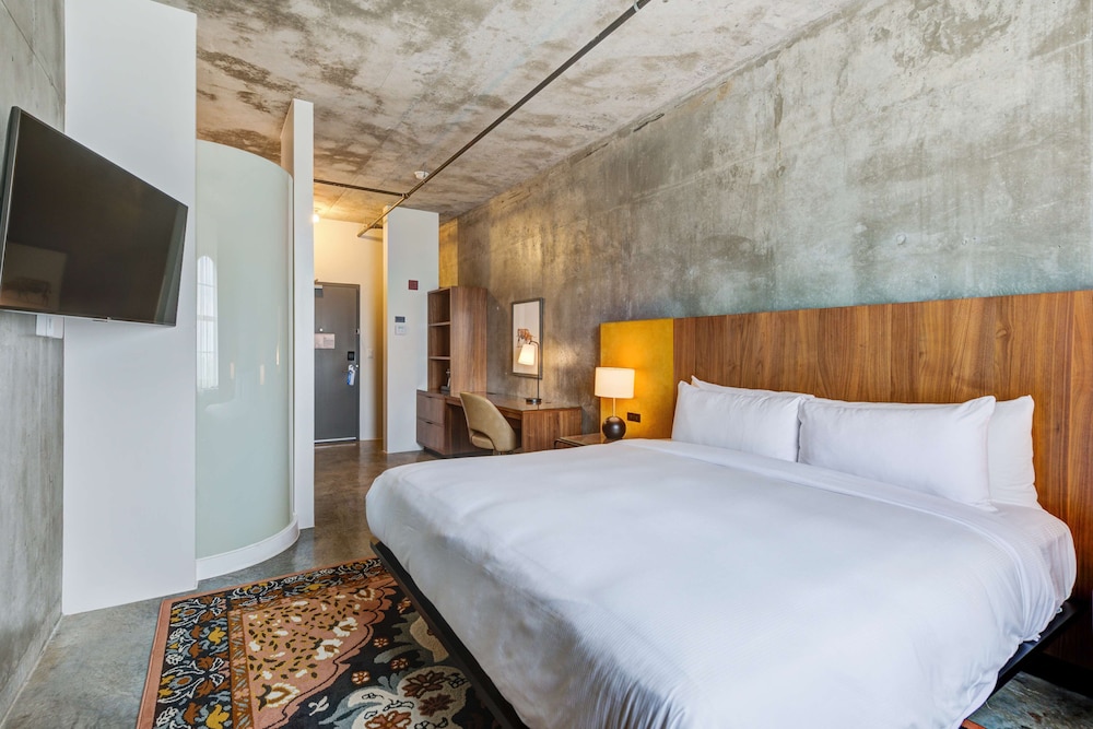 NYLO Dallas Plano Hotel Tapestry Collection by Hilton - photo 15