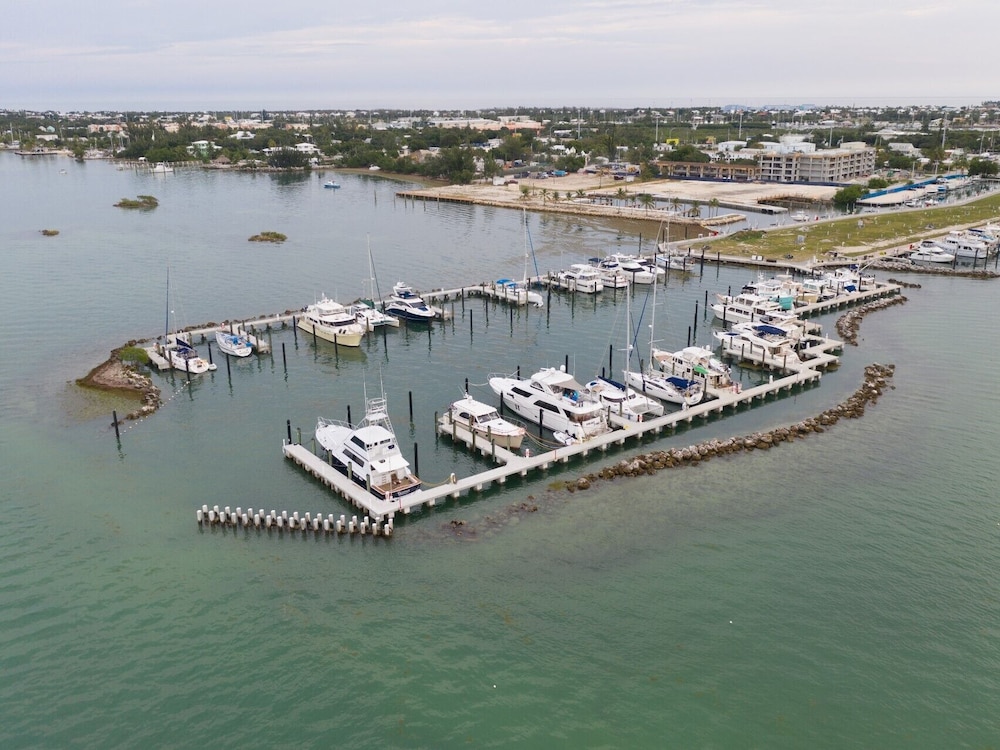Marlin Bay Resort & Marina Managed by Elite Alliance Hospitality - photo 490