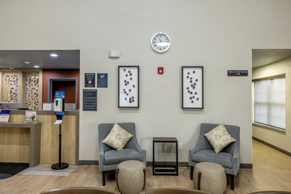 Candlewood Suites Wichita Northwest - photo 61