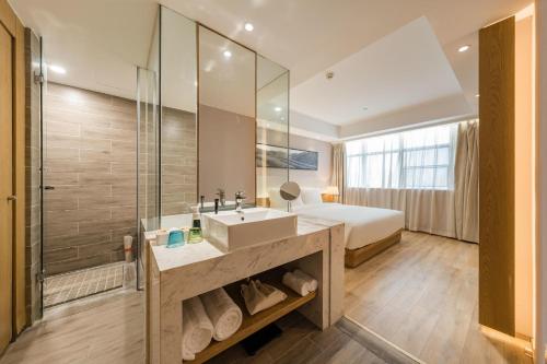 Atour X Hotel Wuxi New Zone Gelunbu Plaza in Wuxi, People's Republic of China