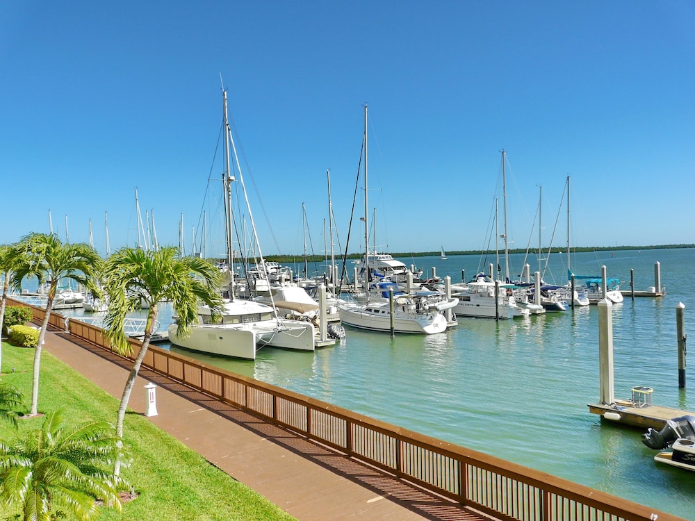 Pier 81 South Unit 204 Marco Island - photo 30