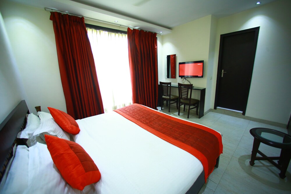 Sparklin Suites