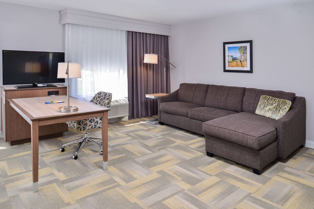 Hampton Inn & Suites Altoona Des Moines - photo 19