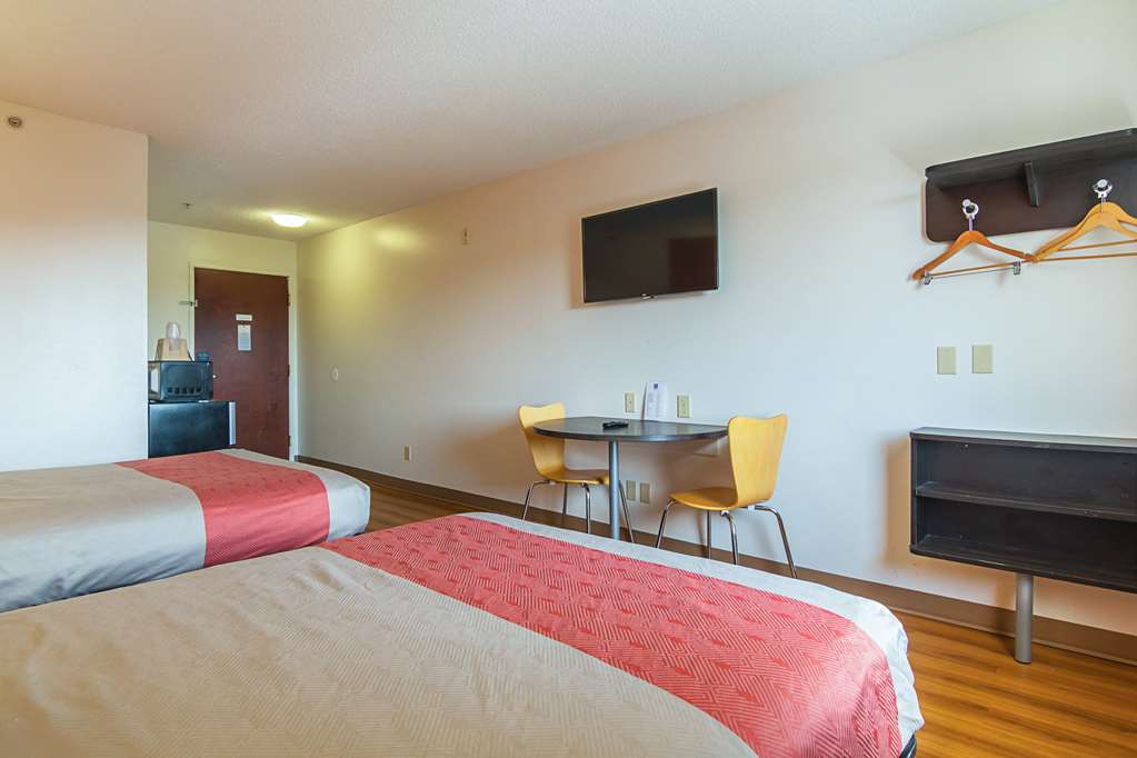 Motel 6 Jonesboro GA - photo 8